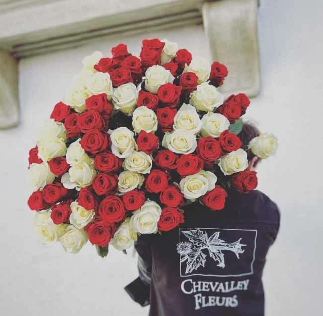 Bouquet de Roses rouges et blanches